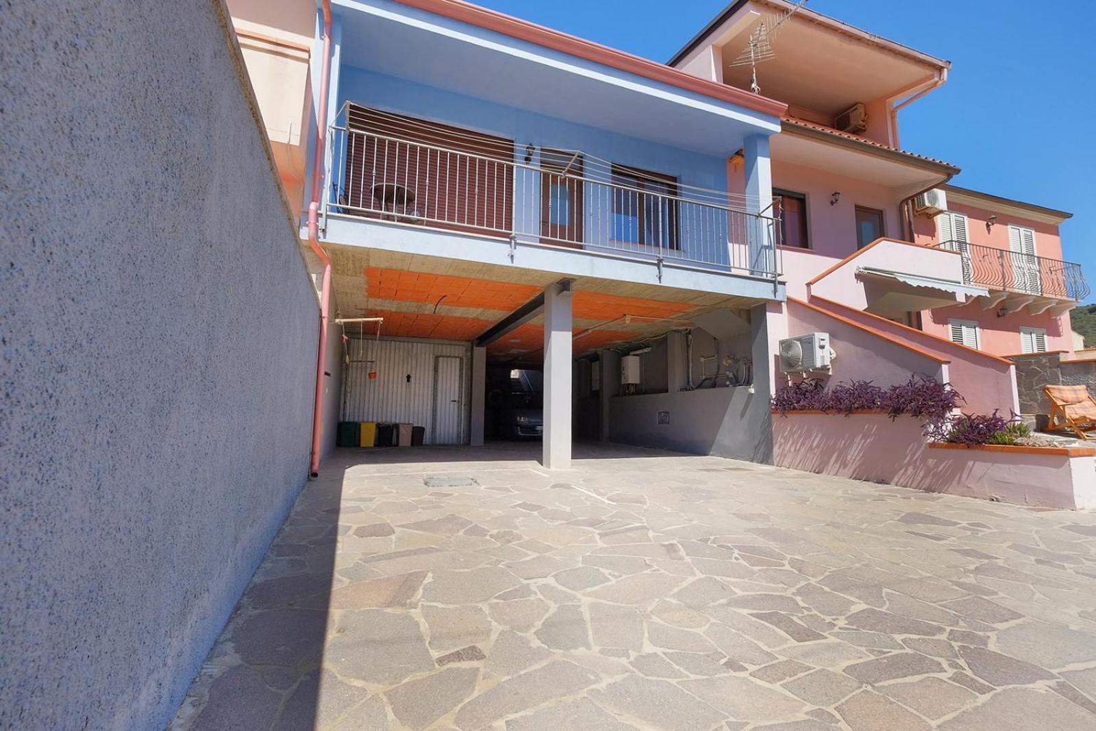 Casa Azzurra - Blue House Otel Teulada Dış mekan fotoğraf